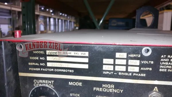 Lincoln Square Wave 300 AC/DC Tig Welder, new accessories: foot pedal, tig torch, water cooler, flow meter - Gallery Thumbnail 6