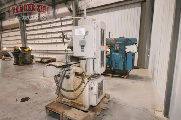 Gallmeyer & Livingston 8” x 18” Surface Grinder, Model 260 - Gallery Thumbnail 3