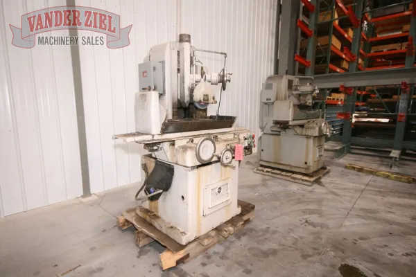 Gallmeyer & Livingston 8” x 18” Surface Grinder, Model 260 - Gallery Thumbnail 6