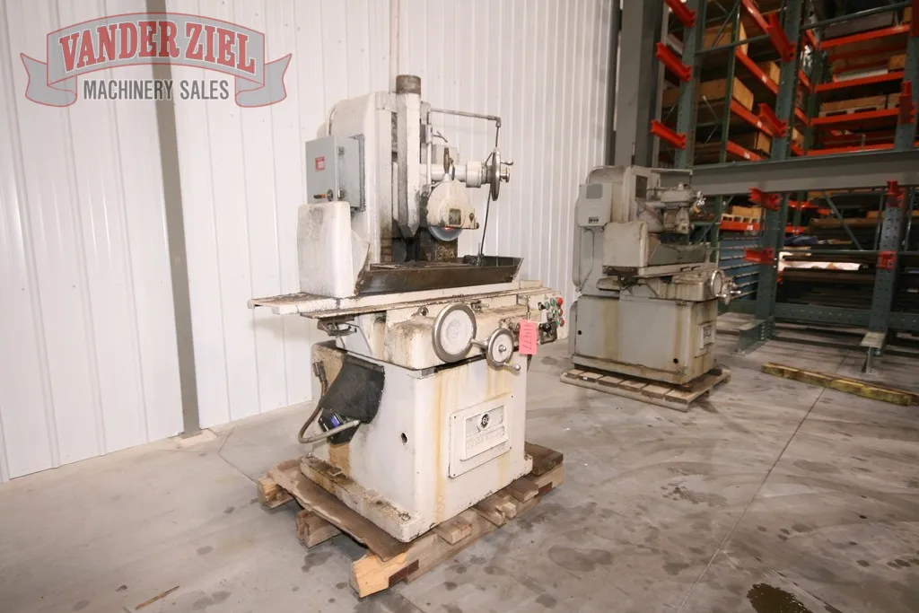 Gallmeyer & Livingston 8” x 18” Surface Grinder, Model 260 - Prefetch Image 10473