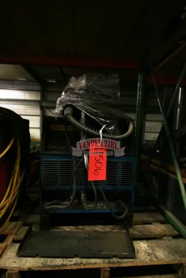 Miller Deltaweld 302 Welder - Gallery Thumbnail 1