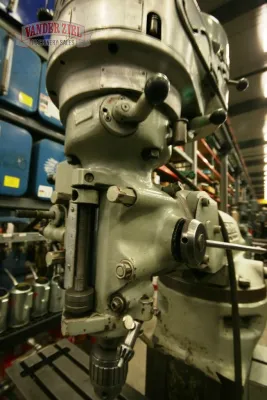 Bridgeport Series I Step Pulley Vertical Mill, 9” x 42” - Gallery Thumbnail 5