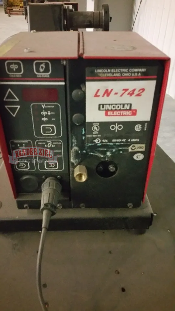Lincoln Invertec STT Welder with Lincoln LN-742 Feeder - Prefetch Image 12598