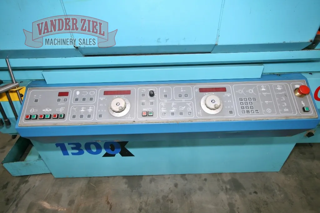 Jones & Shipman Model 1300X 10" x 27" Cylindrical Grinder - Prefetch Image 13012