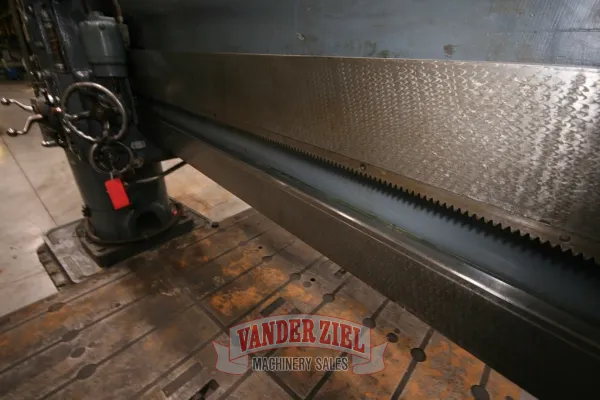 Carlton 8’ x 19” Radial Drill, Lever Shift - Gallery Thumbnail 6