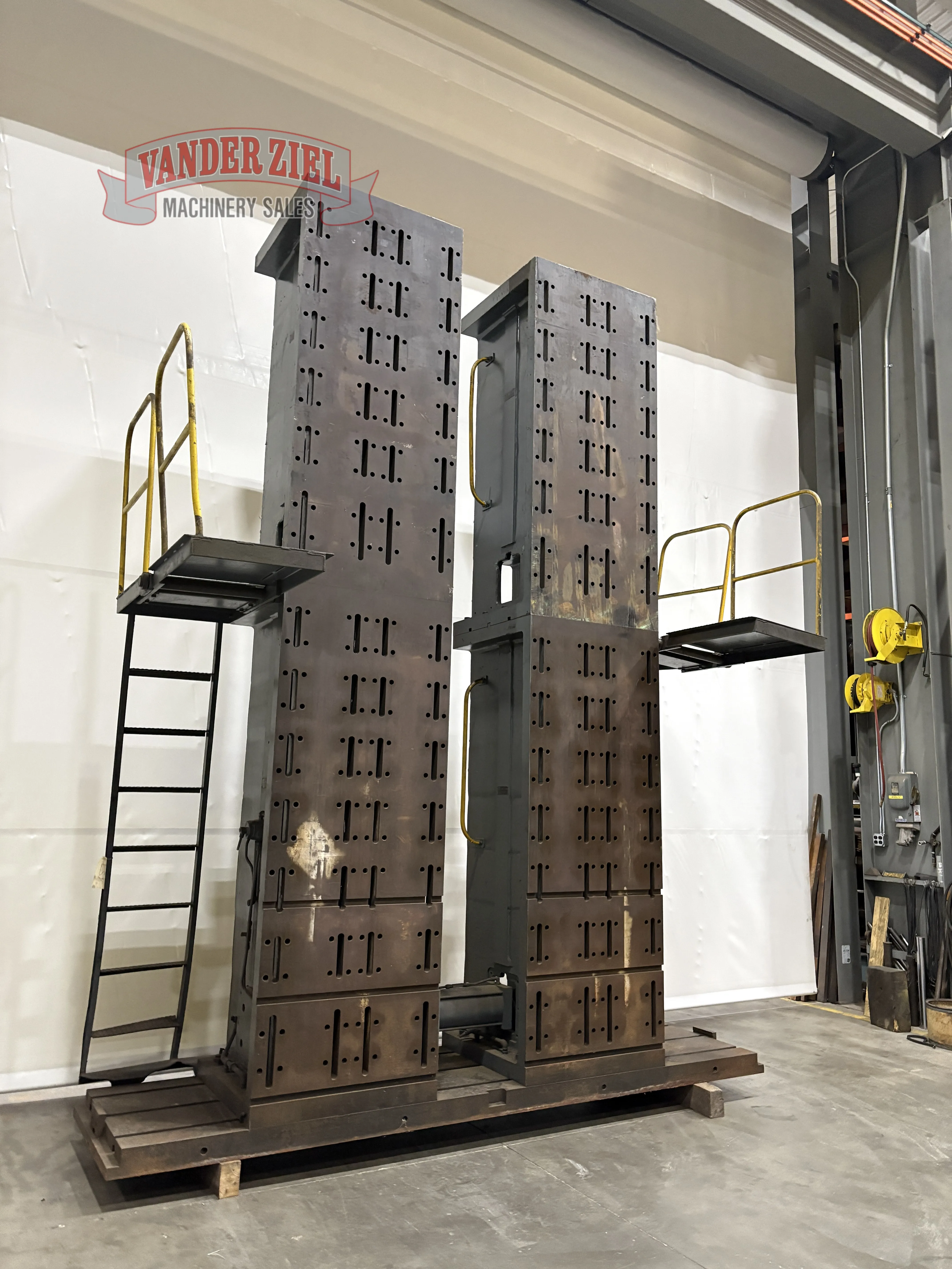 180" x 36" x 36" Giddings & Lewis Angle Plate, Pair - Prefetch Image 13650
