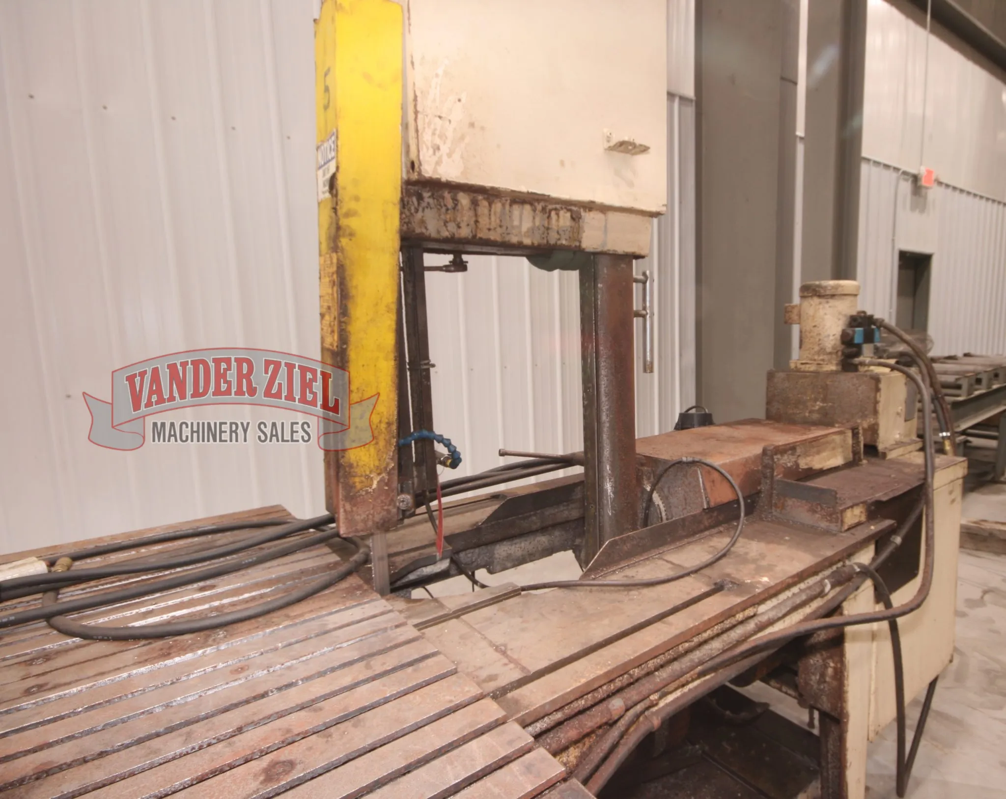 Marvel 18" x 20" Vertical Tilt Frame Band Saw, Series 8 Mark I - Prefetch Image 13813
