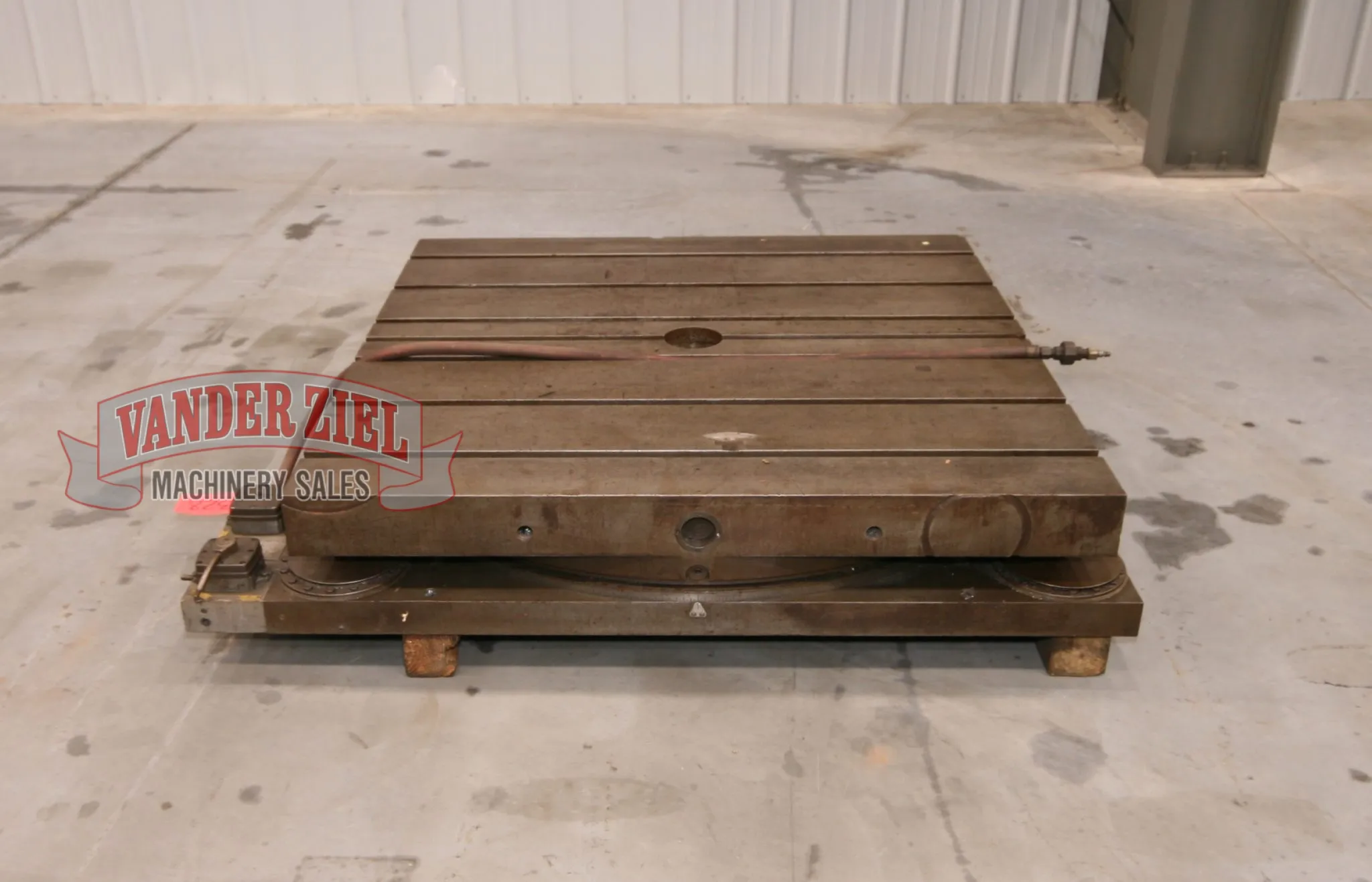 Giddings & Lewis 48" x 48" Airlift Rotary Table - Main Image 1