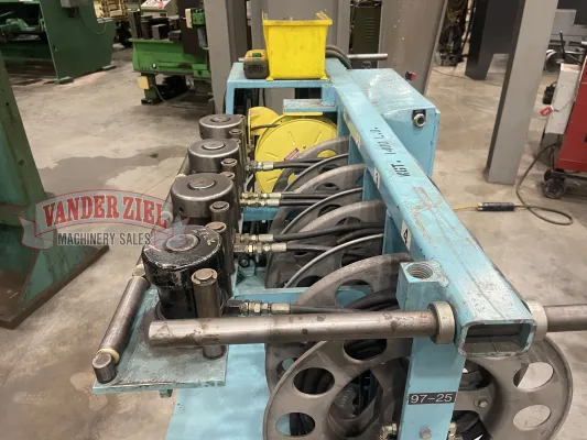 Modern Hydraulics 80,000 lbs. Die Separator - Gallery Thumbnail 6