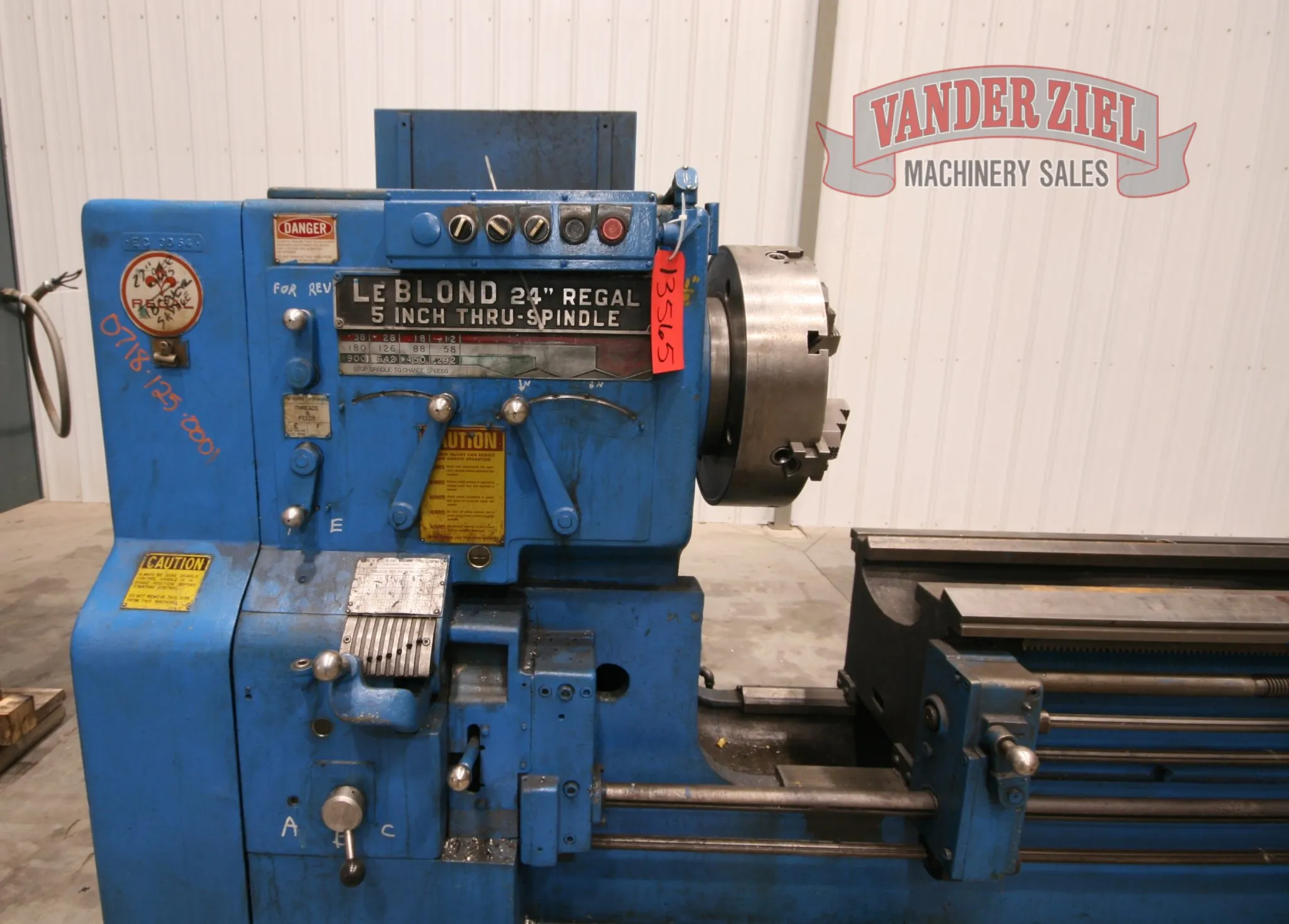 LeBlond 24” / 54” x 96” / 132” Sliding Gap Bed Lathe - Prefetch Image 20296