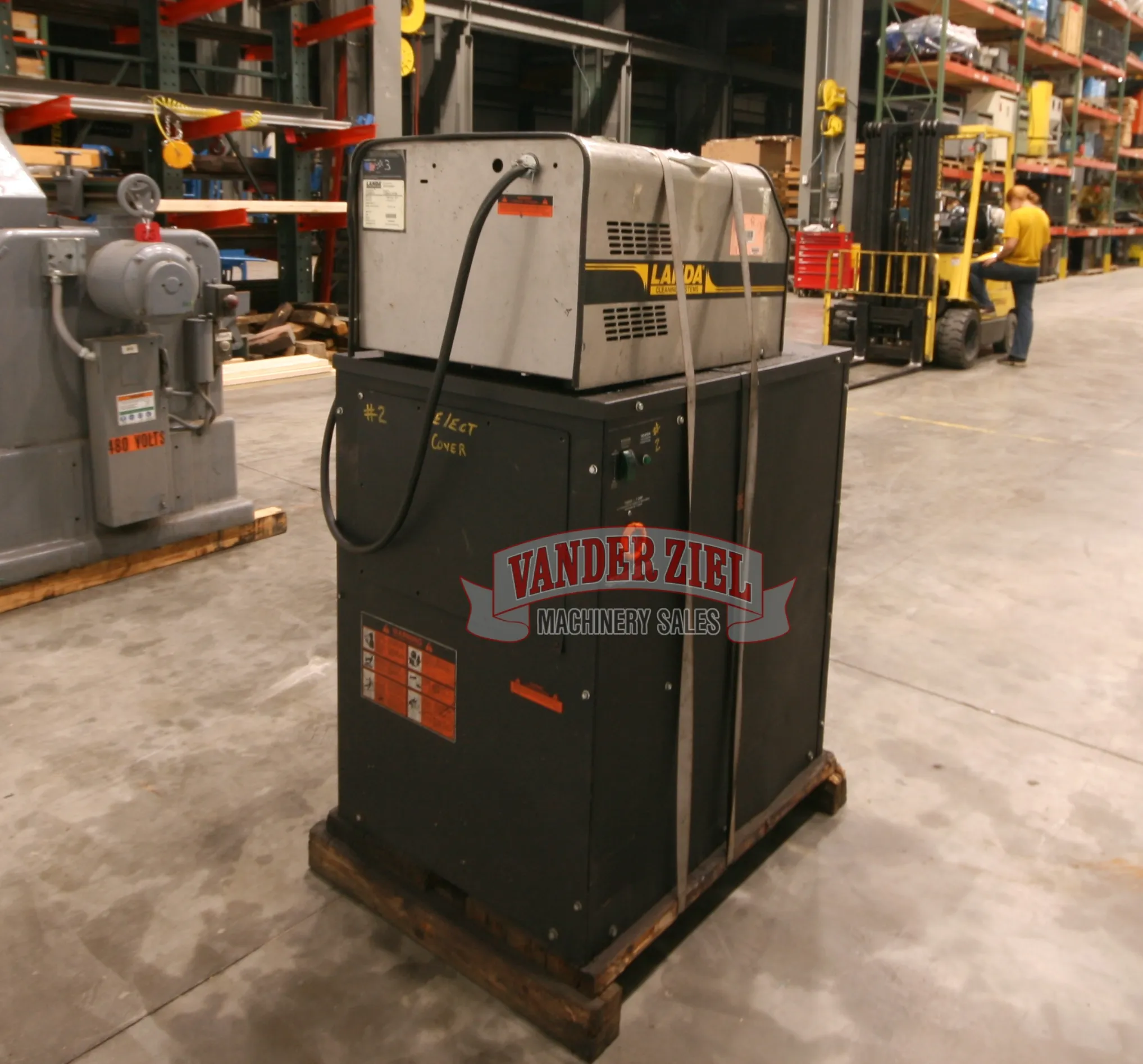 Landa Model EHW 4-3000 Pressure Washer - Prefetch Image 20416