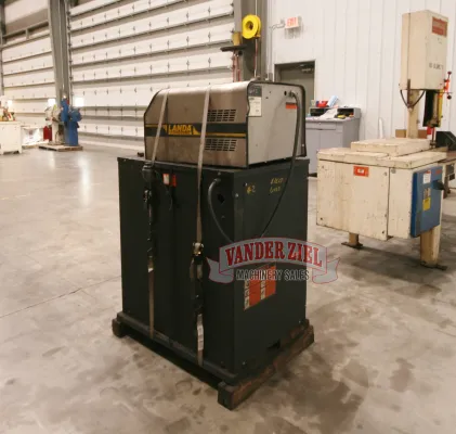 Landa Model EHW 4-3000 Pressure Washer - Gallery Thumbnail 6