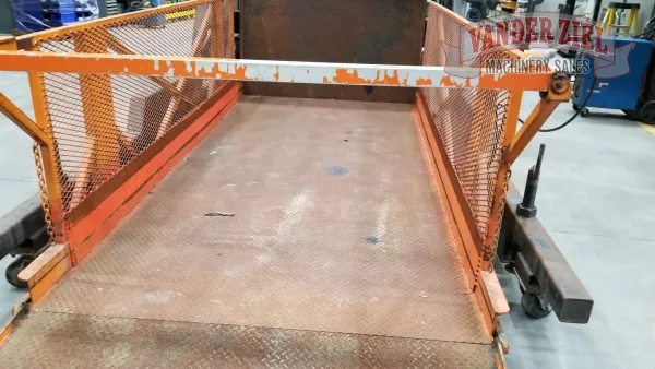 Superior 8,000 lbs. Dock Leveler - Gallery Thumbnail 2
