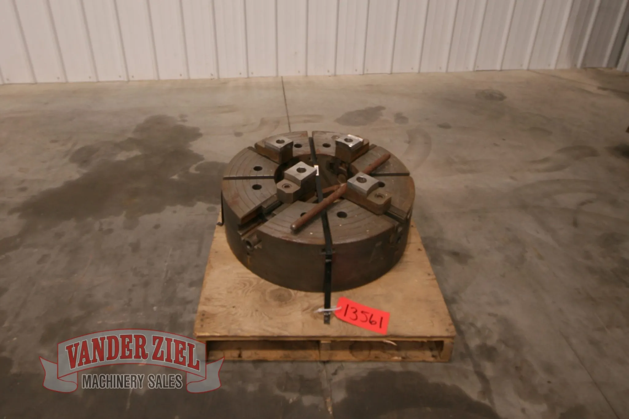 Warner & Swasey 4 Jaw 28" Chuck, 12" Spindle Bore - Prefetch Image 23407