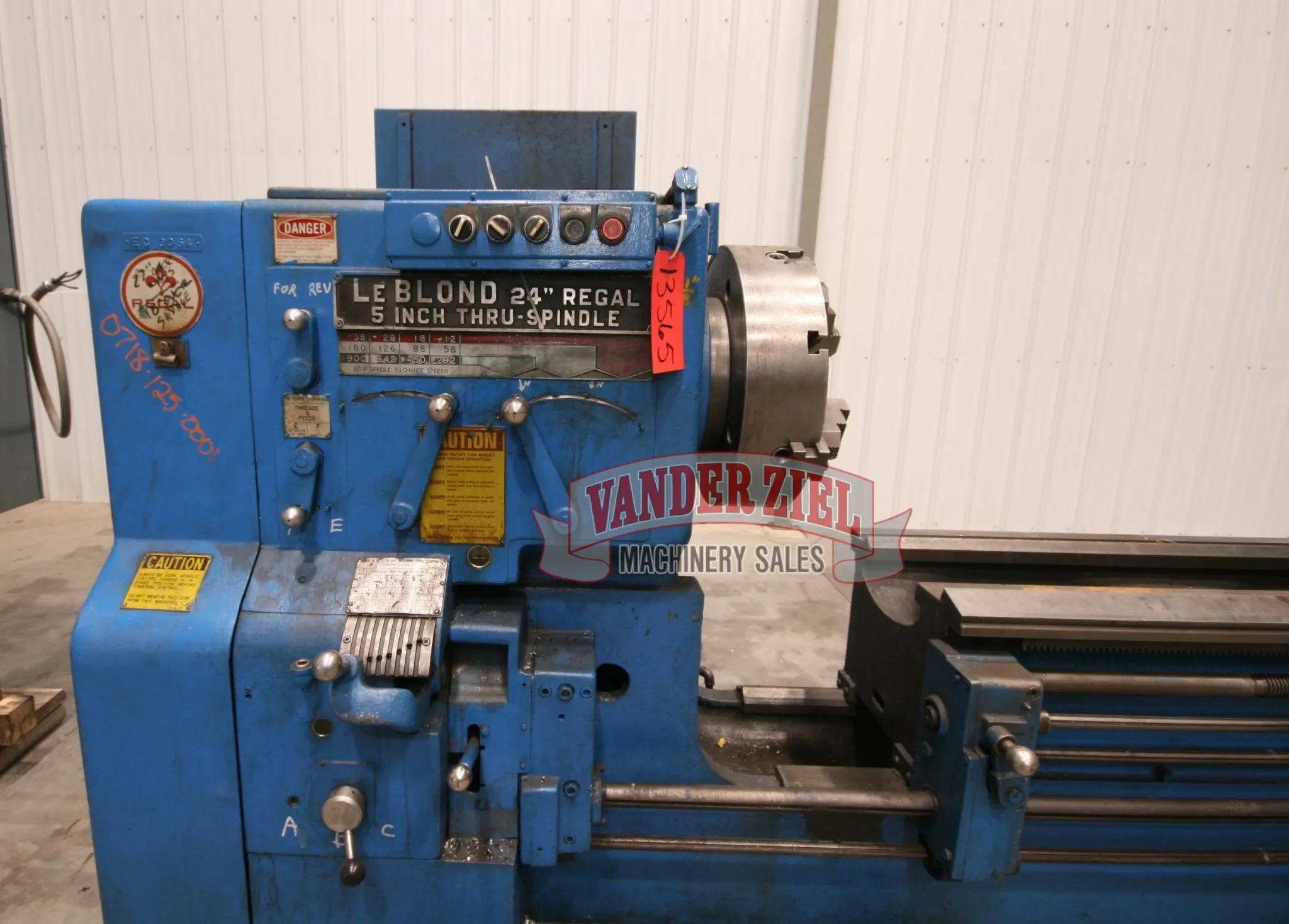 LeBlond 24” / 54” x 96” / 132” Sliding Gap Bed Lathe - Prefetch Image 23433