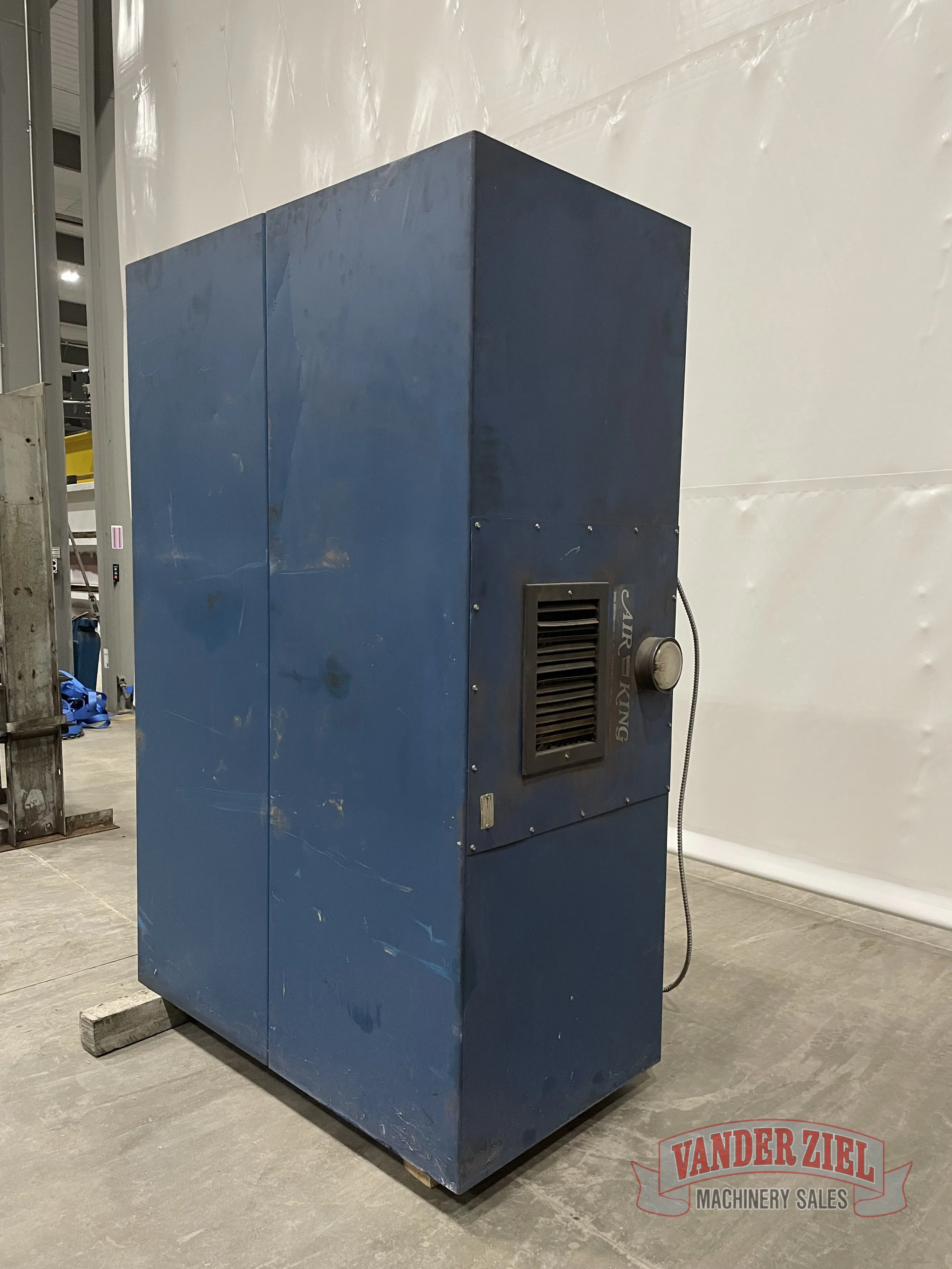 Air King Industrial Air Cleaner, Model M-40H - Prefetch Image 24808