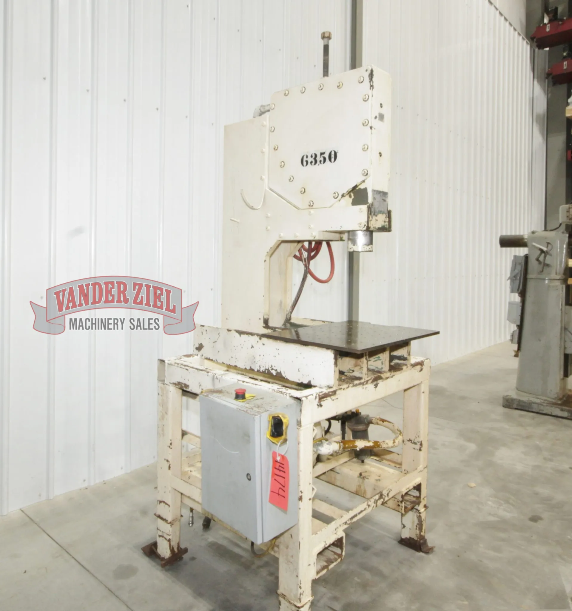 Toggle Press - Prefetch Image 27075