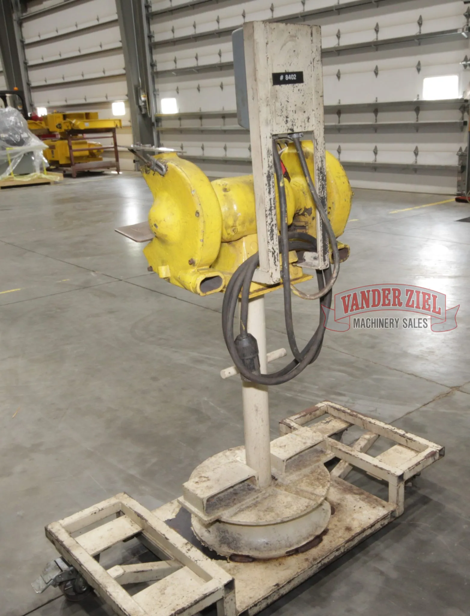 8" Double End Pedestal Grinder - Prefetch Image 27090