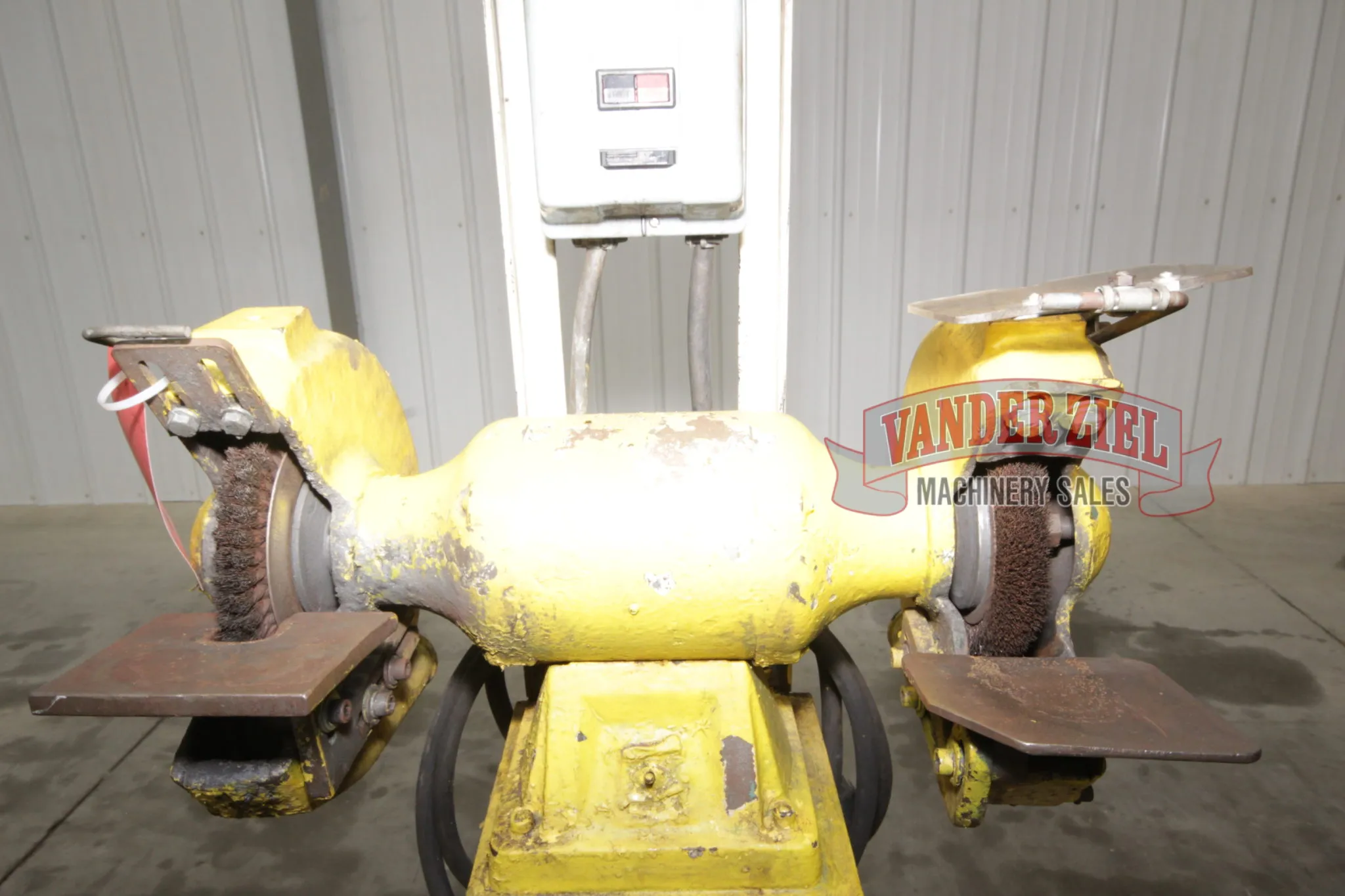 8" Double End Pedestal Grinder - Prefetch Image 27092
