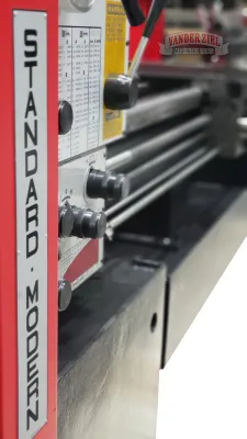 Standard Modern 20" x 80" Lathe, Model 2080 - NEW - Gallery Thumbnail 16