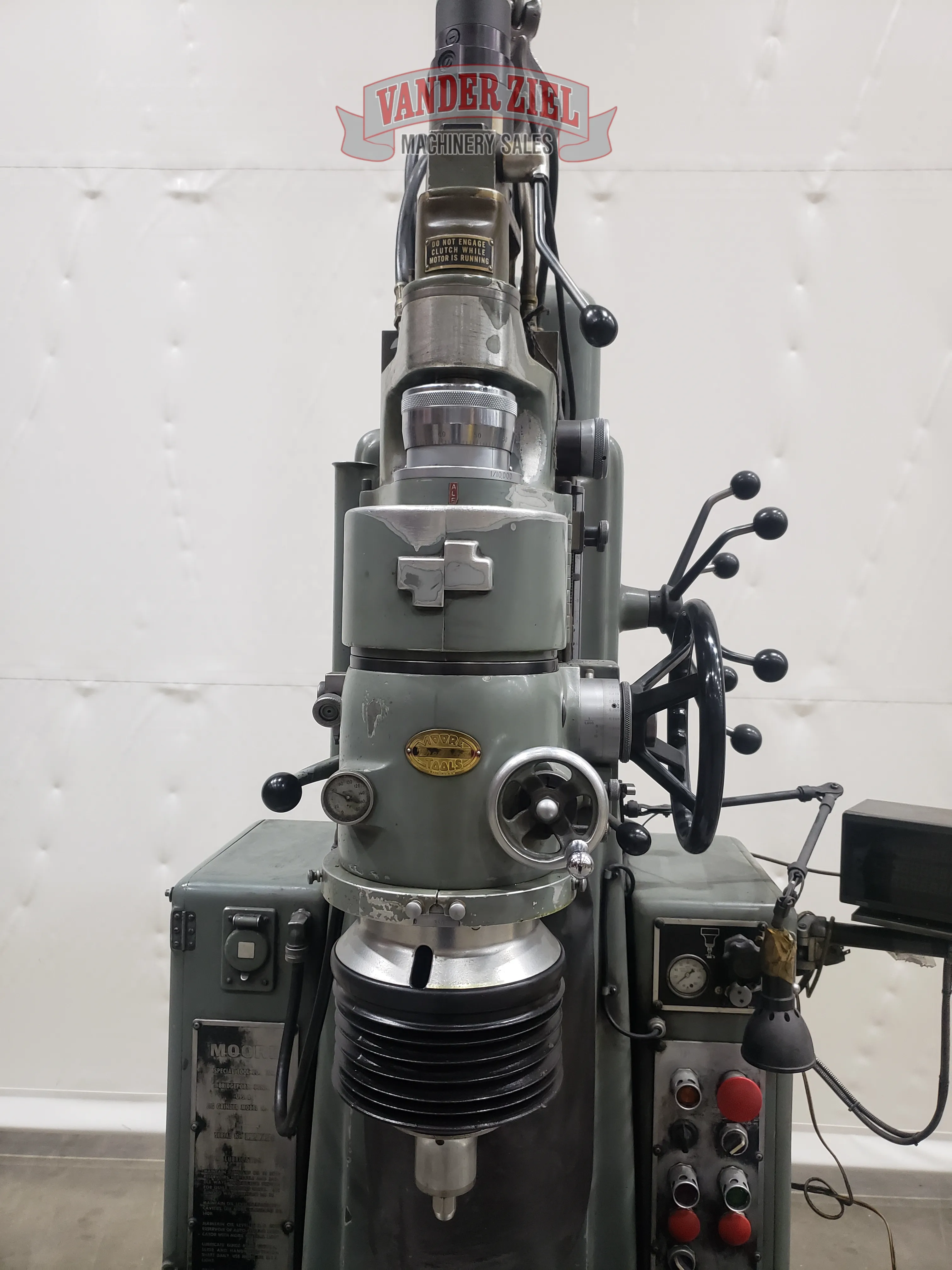 Moore Model G18 Jig Grinder, 11” x 24” Table - Prefetch Image 29186