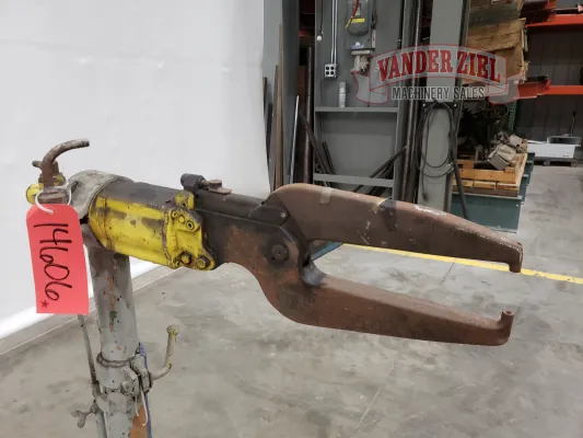 Chicago Riveter - Gallery Thumbnail 3