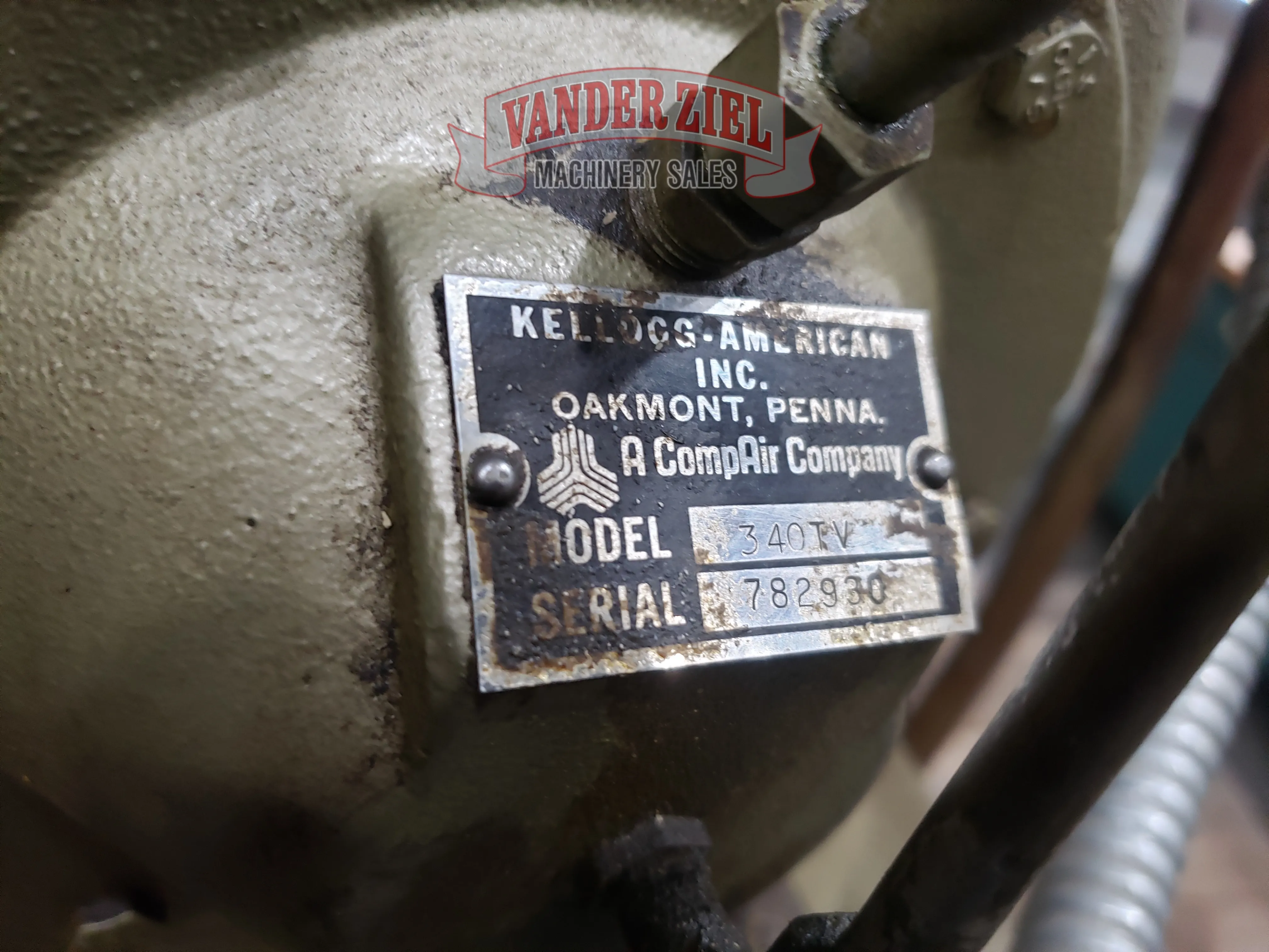 Kellog American 7.5 HP Vertical Air Compressor, Model 340TV - Prefetch Image 29389