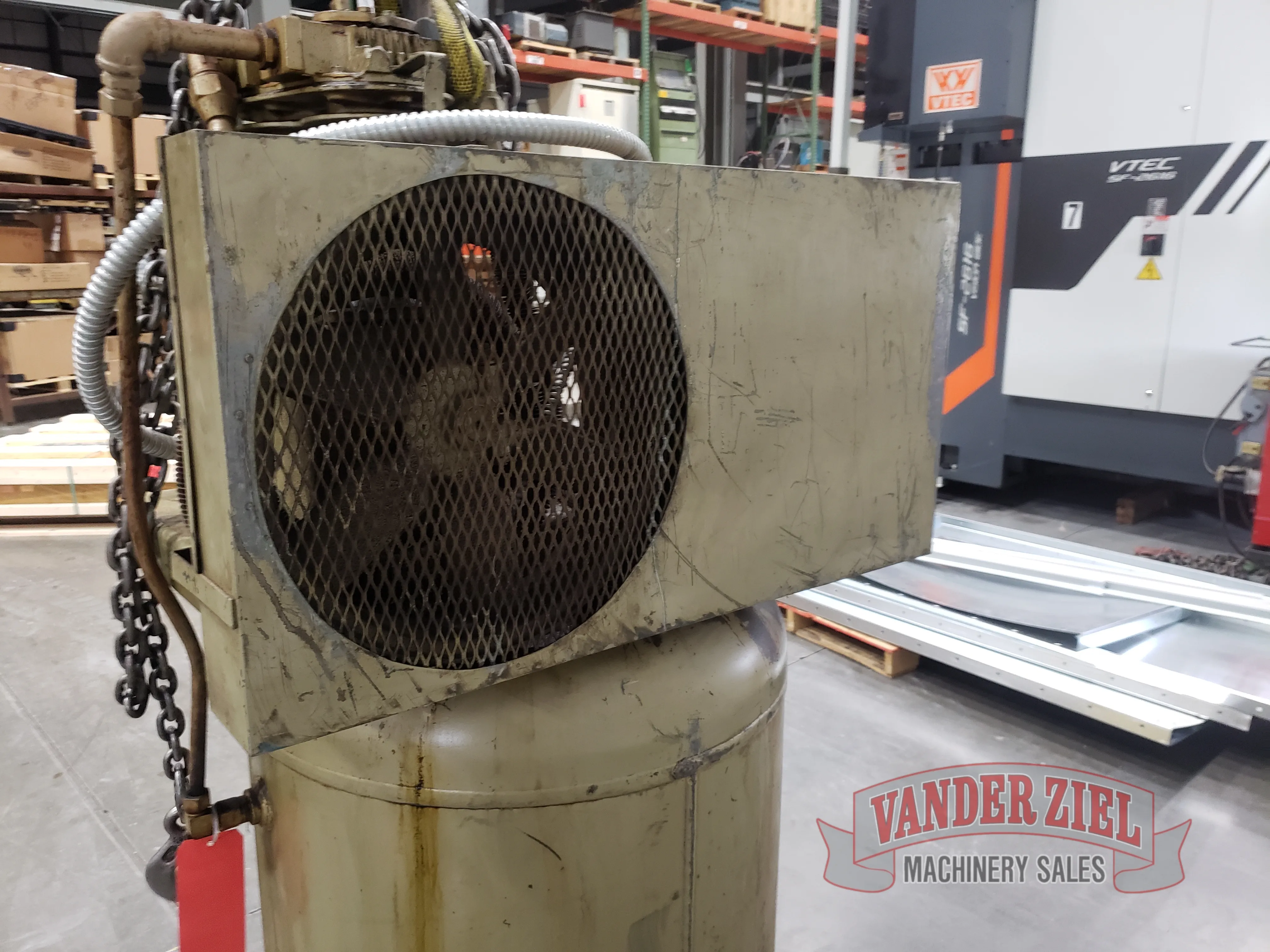 Kellog American 7.5 HP Vertical Air Compressor, Model 340TV - Prefetch Image 29390