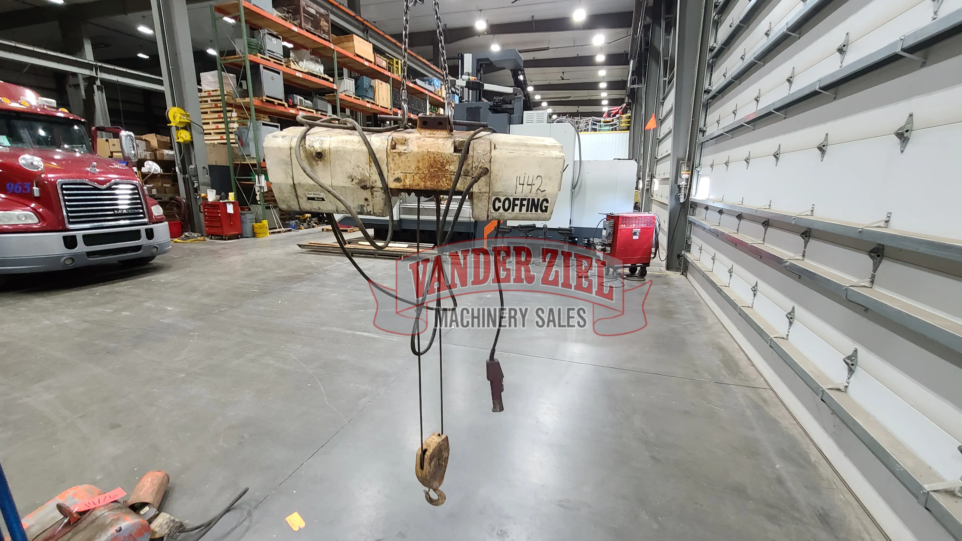 Coffing 2 Ton Chain Hoist - Prefetch Image 30004