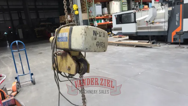Yale Eaton 2 Ton Chain Hoist - Gallery Thumbnail 3