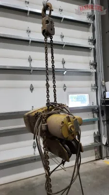 Yale Eaton 2 Ton Chain Hoist - Gallery Thumbnail 4