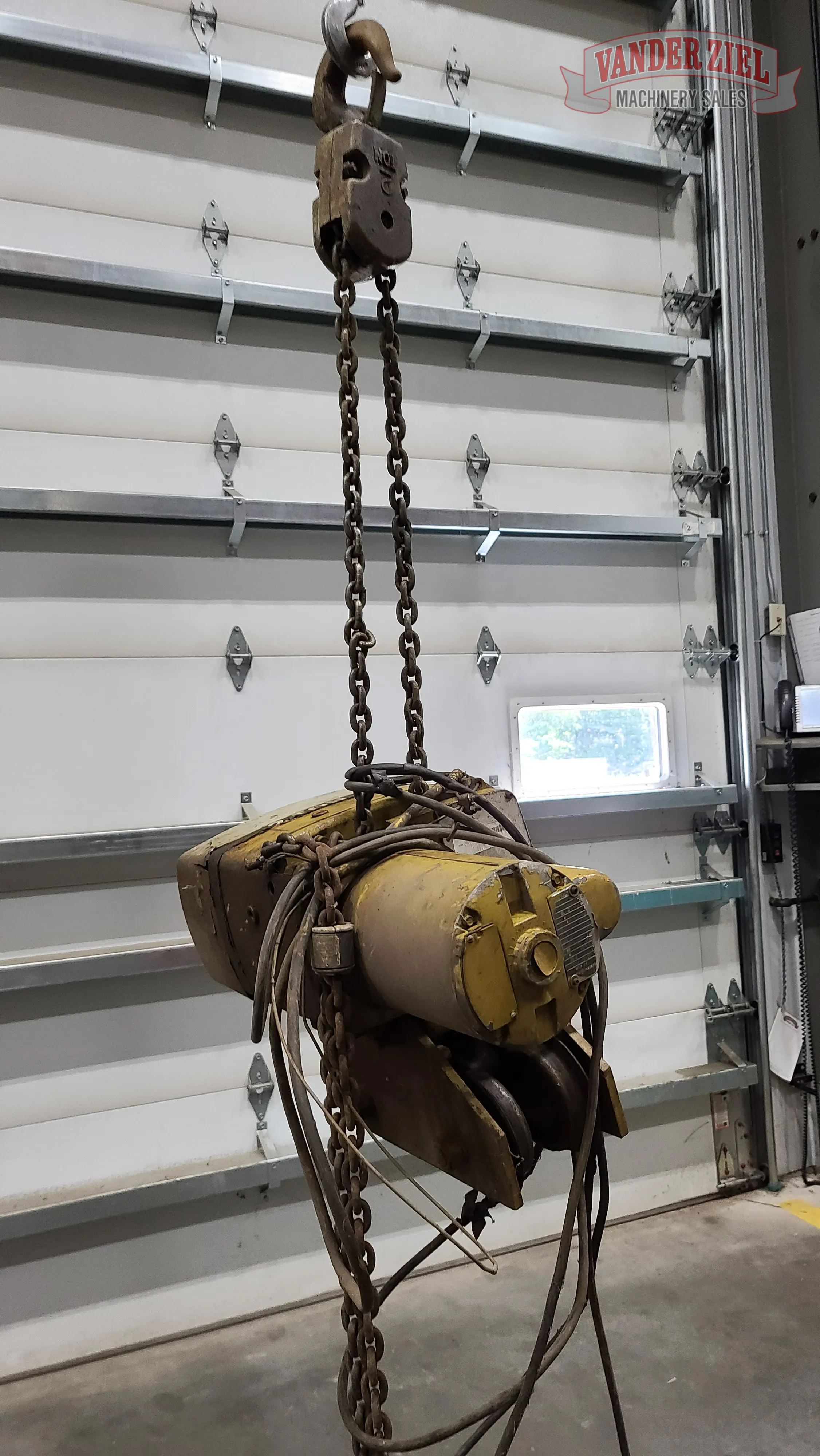 Yale Eaton 2 Ton Chain Hoist - Prefetch Image 30009