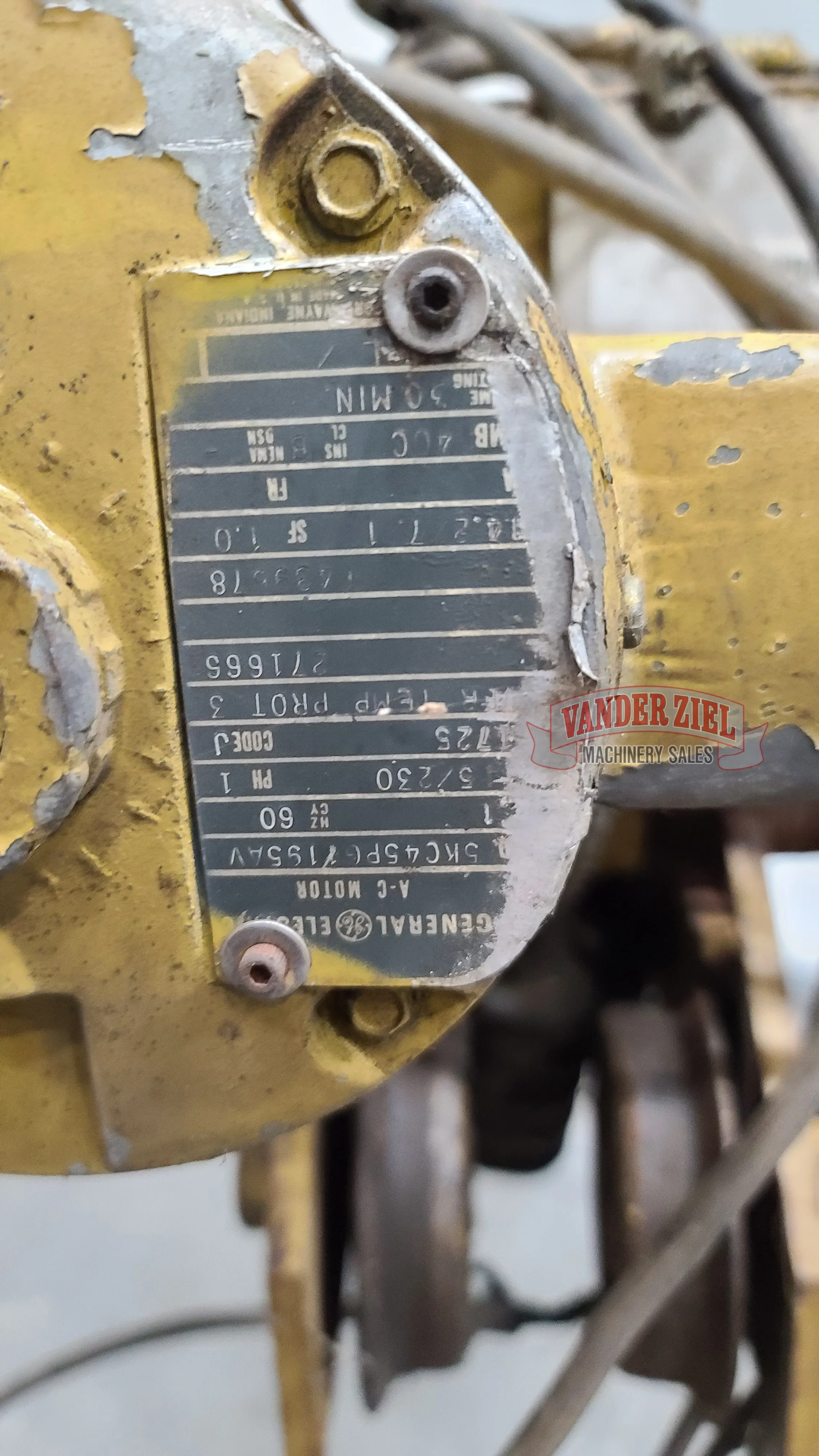Yale Eaton 2 Ton Chain Hoist - Prefetch Image 30010
