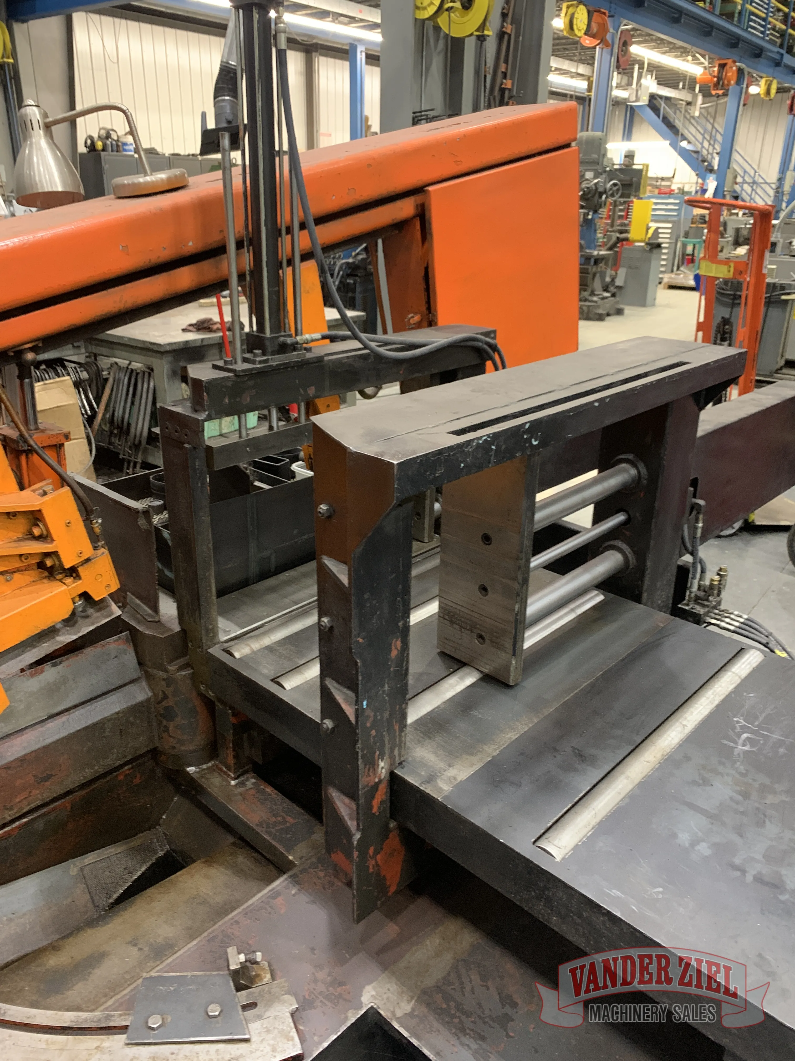 Cosen 15” x 25”Swivel Head Mitering Horizontal Saw, Model C-650MNC - Prefetch Image 30041