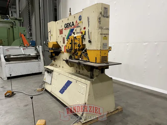 Geka 110 Ton Ironworker, Model Hydracrop 110/80 SD - Gallery Thumbnail 8