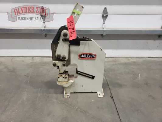 Baileigh HP-160 Punch