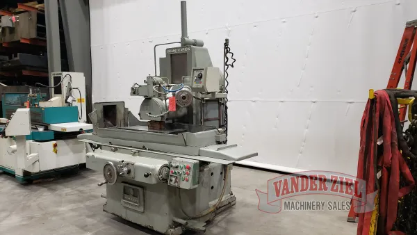 Gallmeyer & Livingston 12” x 36” Hydraulic Grinder, Model 550 - Gallery Thumbnail 2