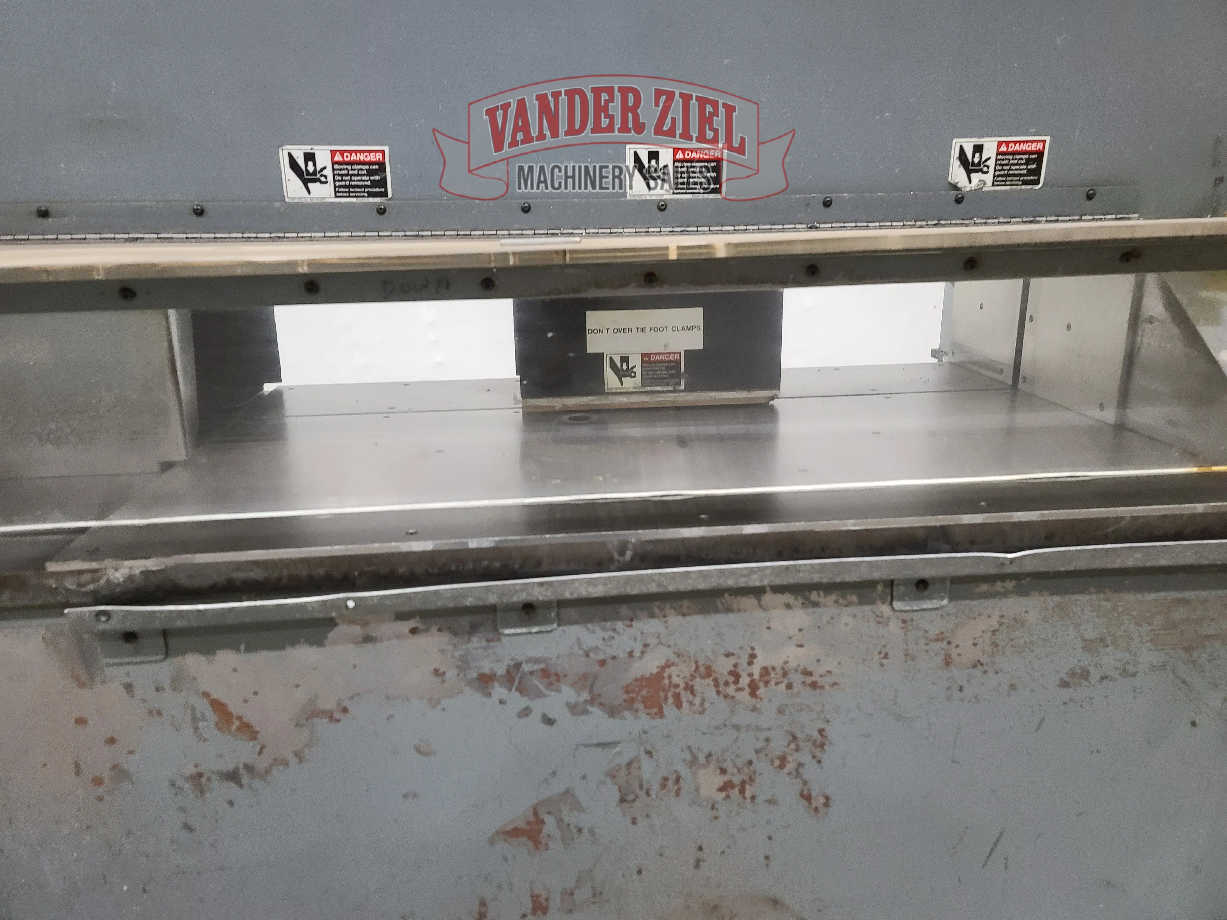 MetlSaw 8” x 36” Fully Automatic Cutoff Saw, Model CS3T8-16 - Prefetch Image 31040