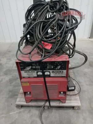 Lincoln Heliarc 352 Welder