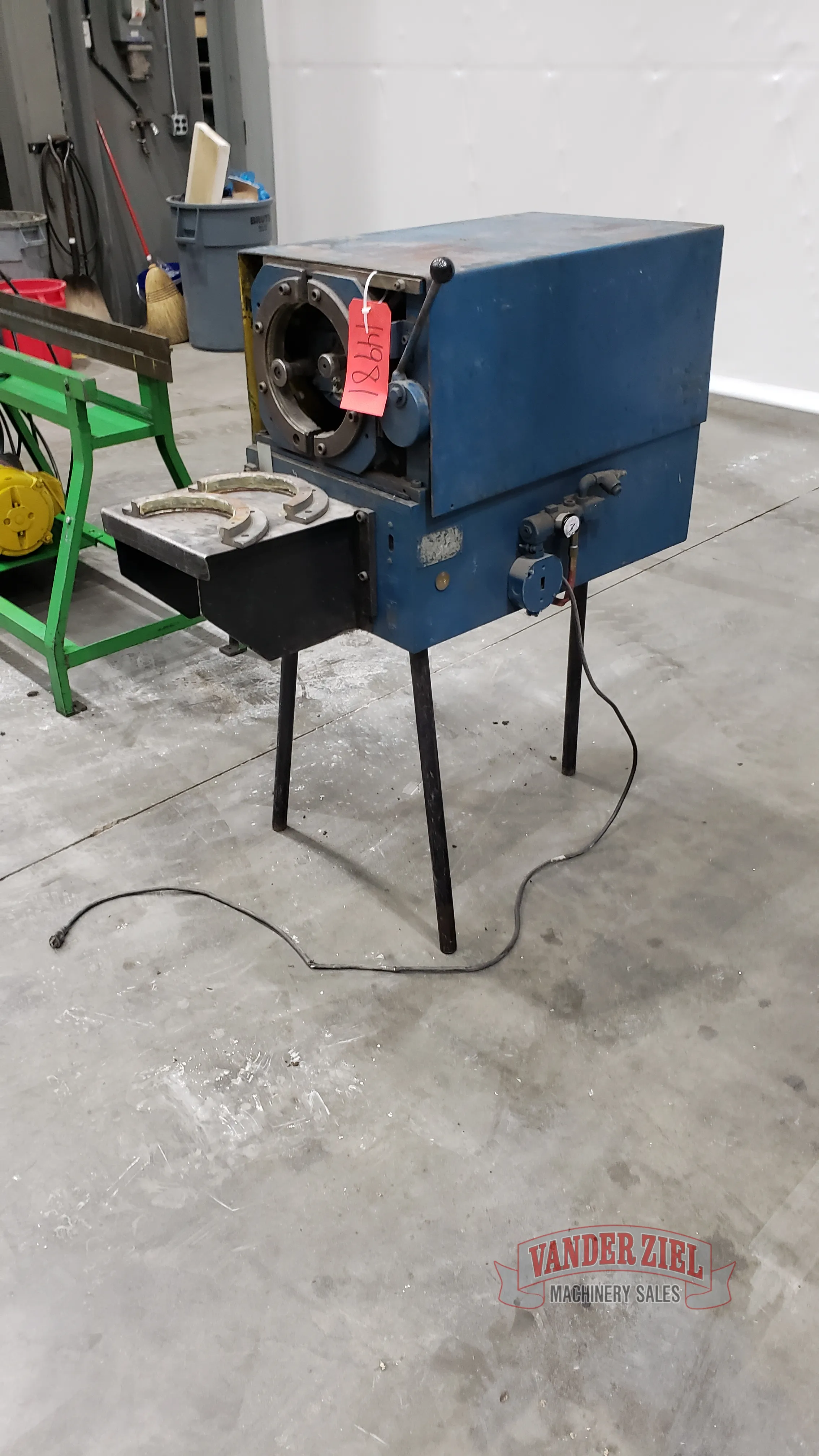 Blue Notching Machine - Prefetch Image 31413