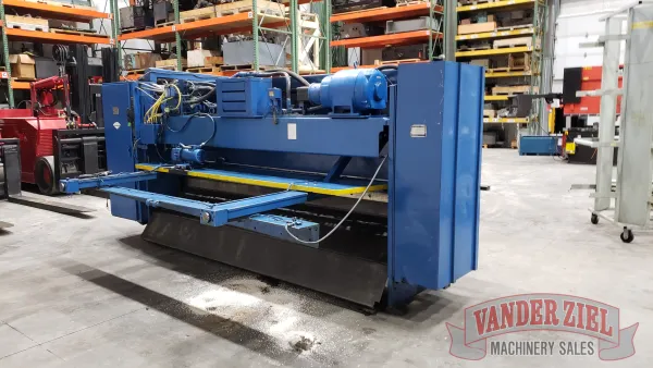Cincinnati 10’ x ¼” Hydraulic Shear, Model 2500HS x 10 - Gallery Thumbnail 6