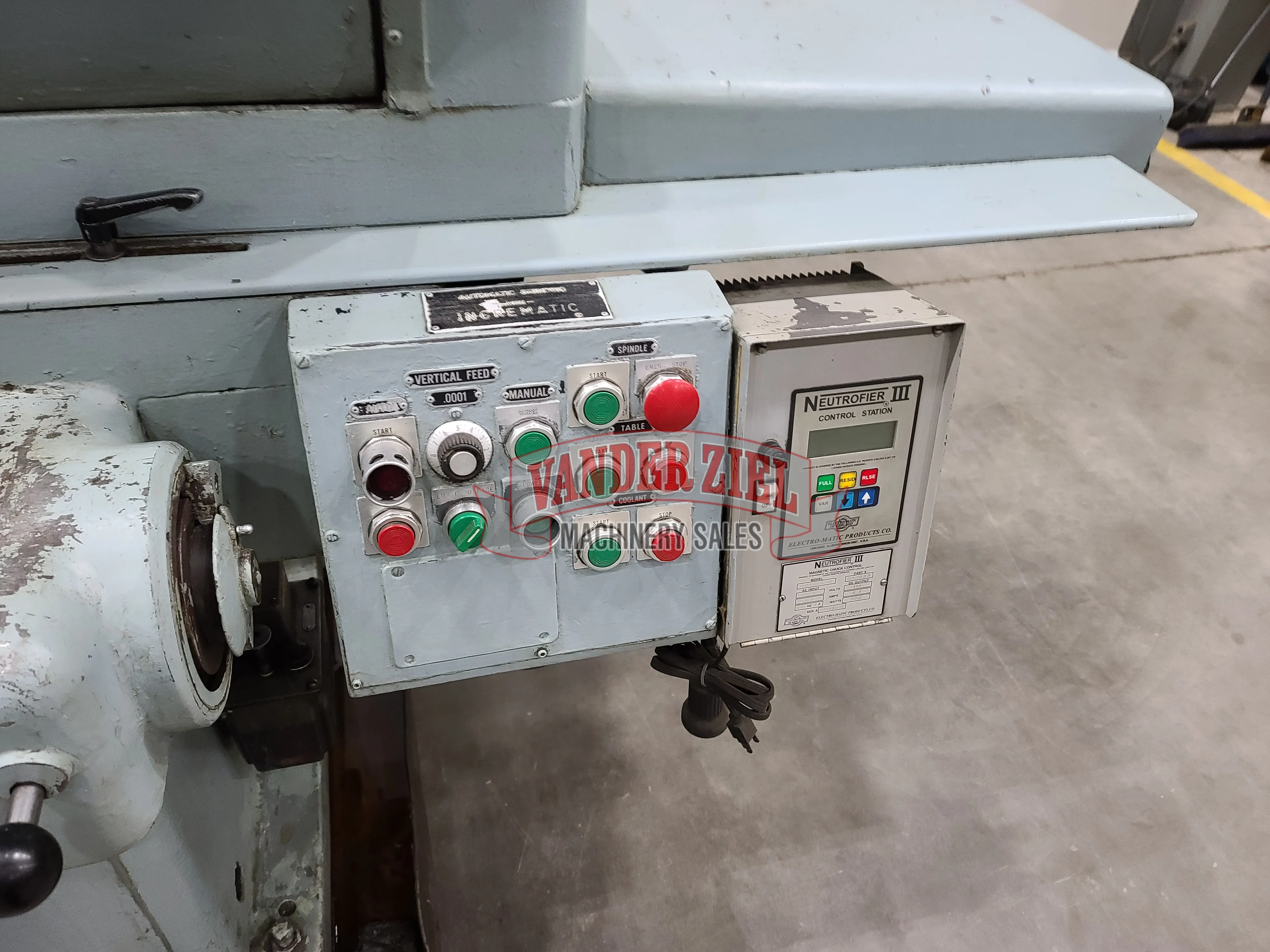 Gallmeyer & Livingston 12” x 36” Hydraulic Grinder, Model 550 - Prefetch Image 32910