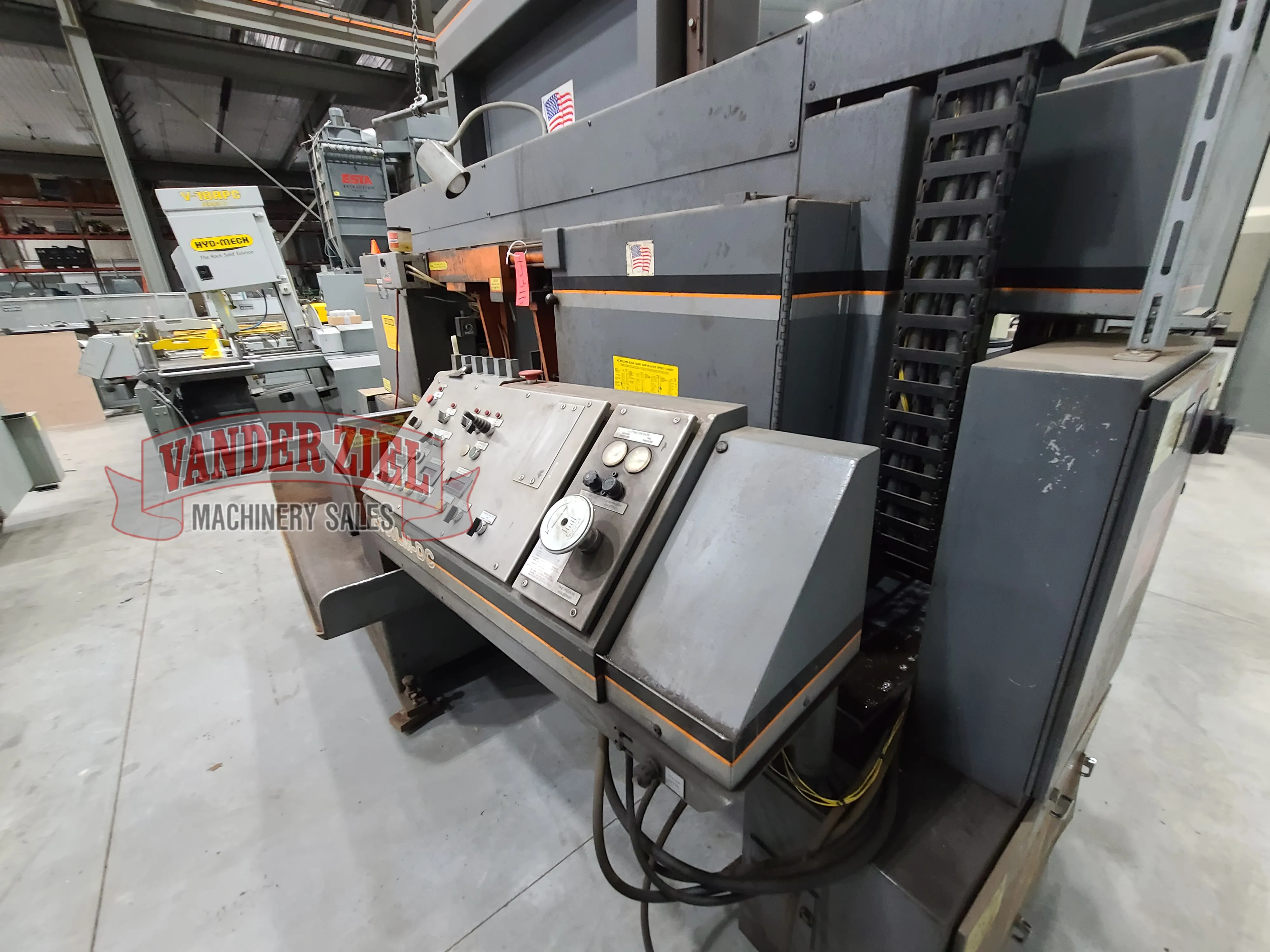 HE&M 25” x 30” Dual Post Column Horizontal Saw, Model F160LM-60 - Prefetch Image 32920