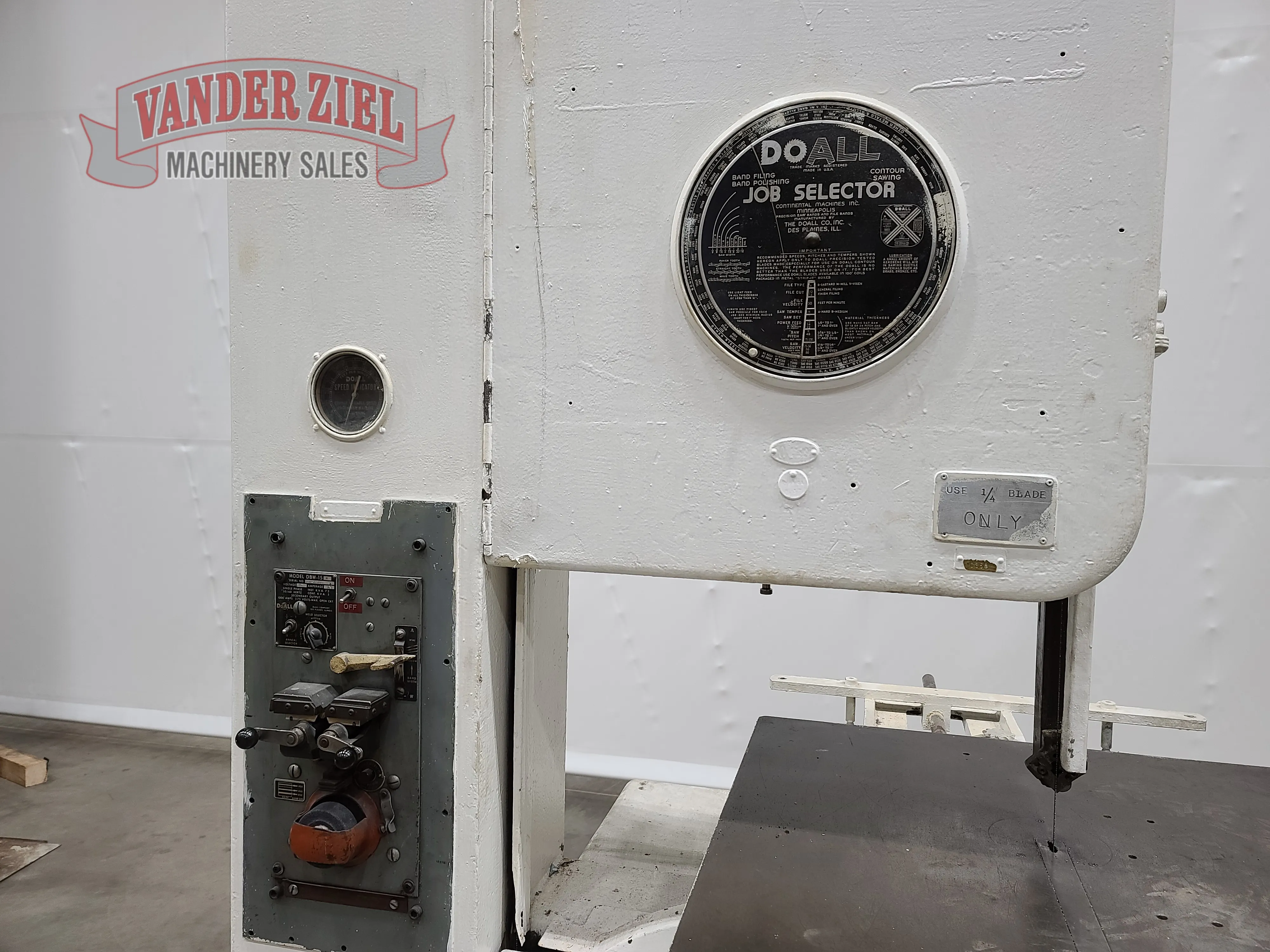 DoAll 26” Vertical Saw, Model V26 - Prefetch Image 33160