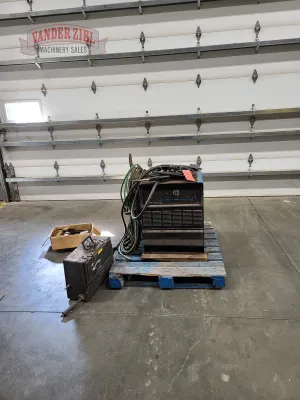 Miller Deltaweld 302 Welder