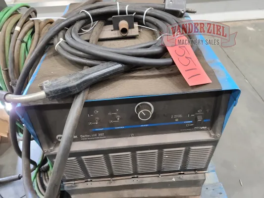 Miller Deltaweld 302 Welder - Gallery Thumbnail 6