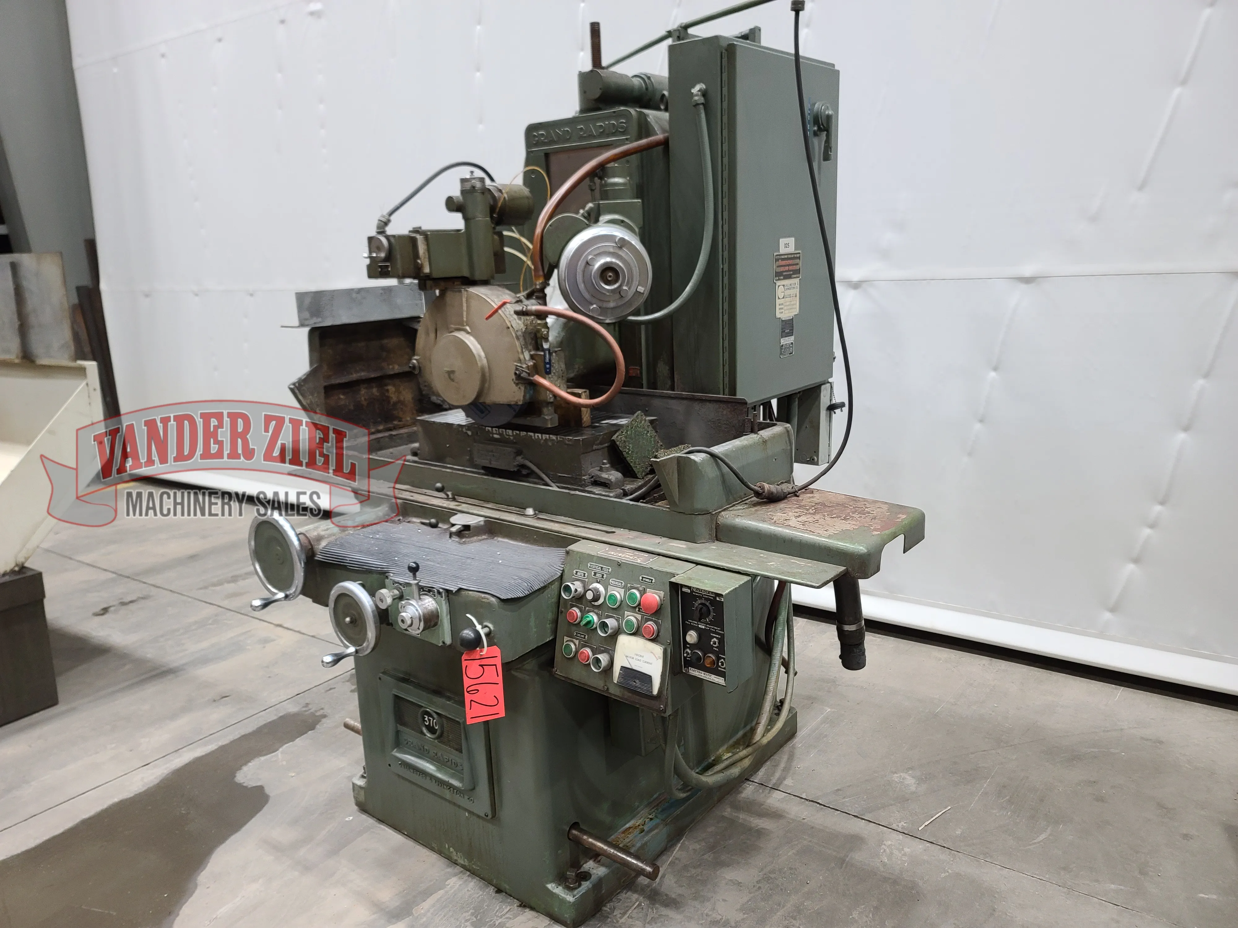 Grand Rapids 12” x 24” Hydraulic Surface Grinder, Model 370 - Prefetch Image 34685