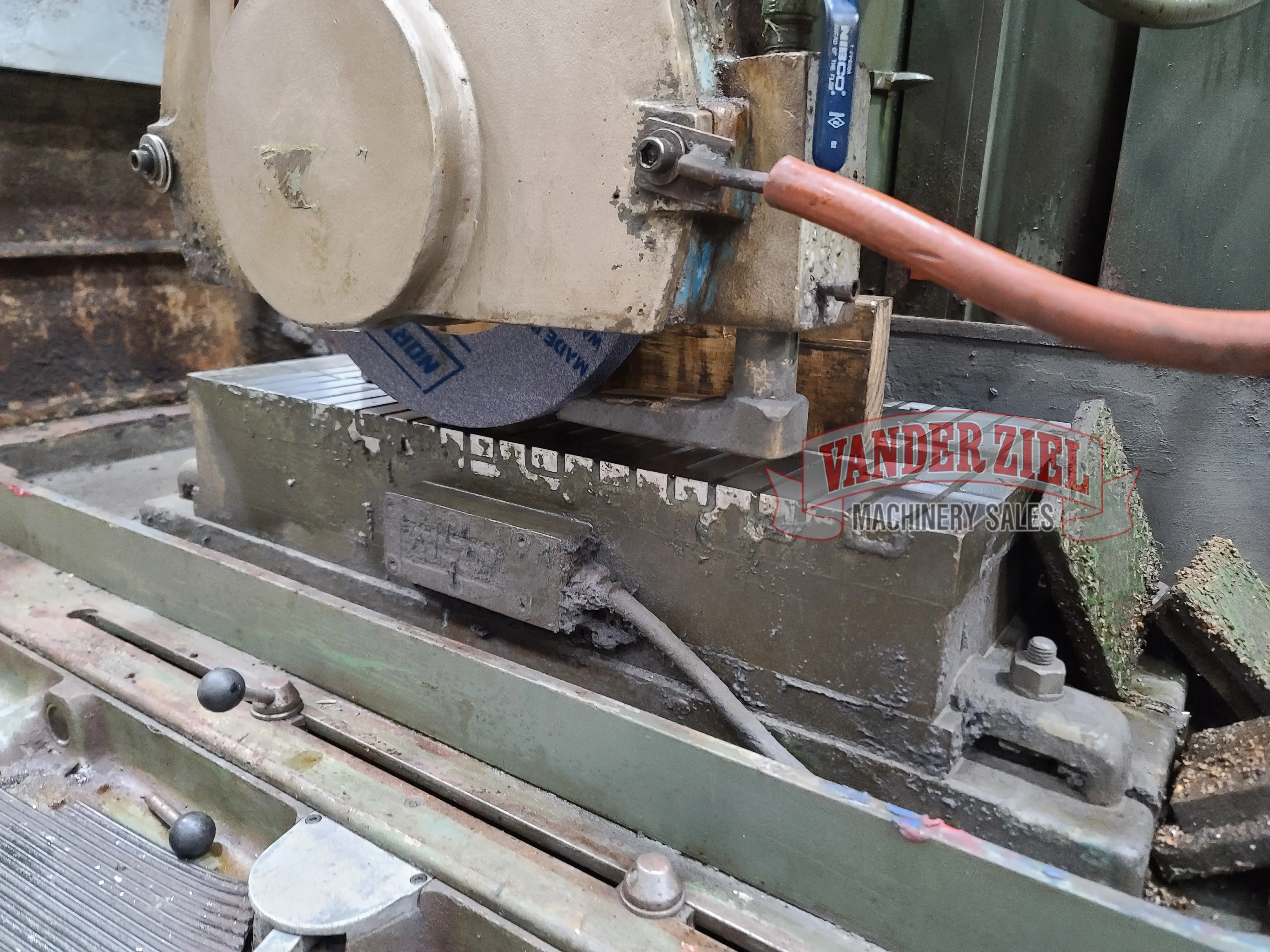 Grand Rapids 12” x 24” Hydraulic Surface Grinder, Model 370 - Prefetch Image 34689