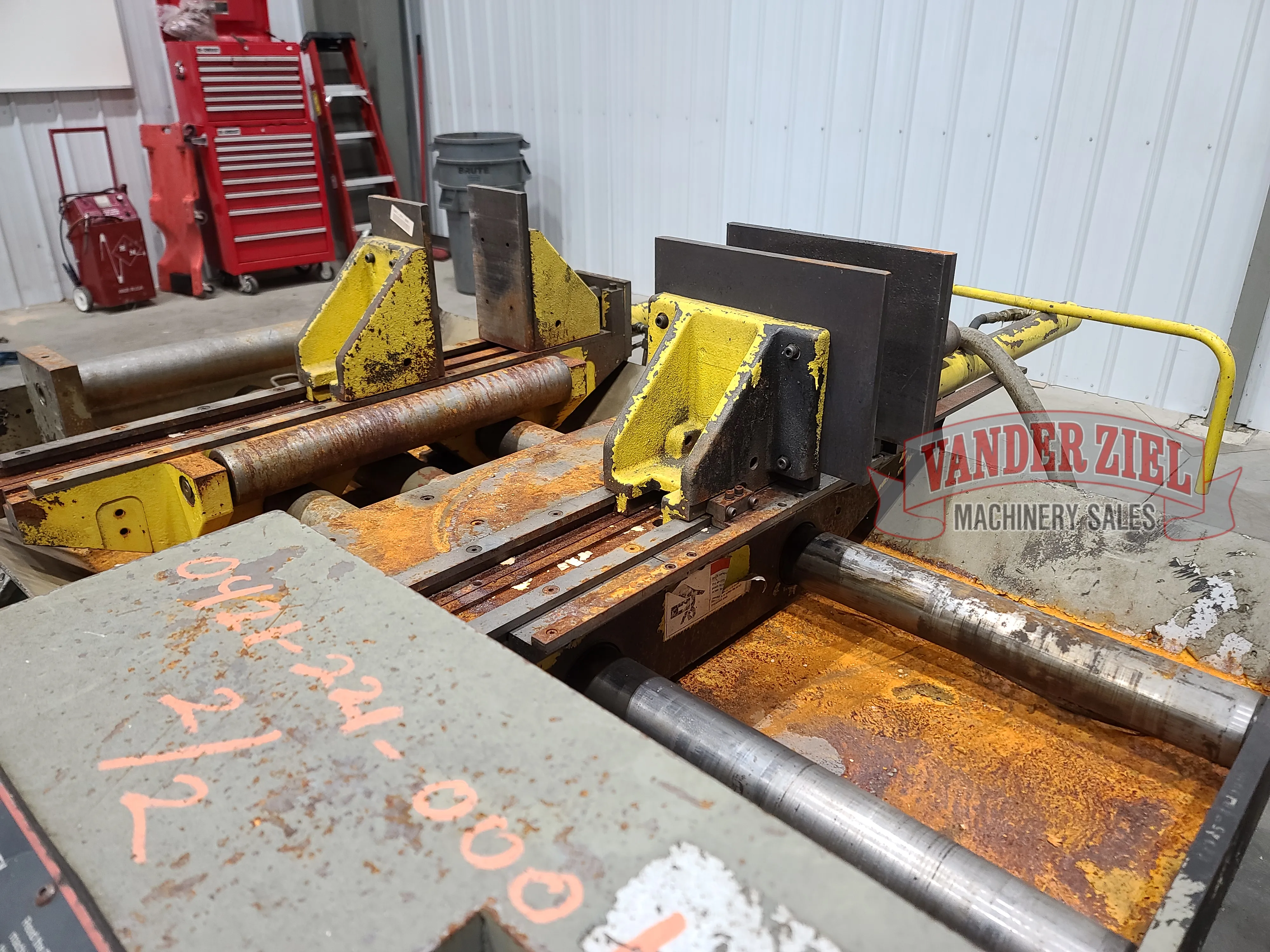 Marvel 20” x 25” Automatic Tilt Frame Saw, Model E2125A with Updated PCII+ Control - Prefetch Image 34783