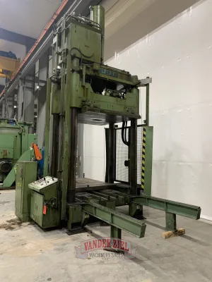Reis 110 Ton 4-Post Hydraulic Spotting Press, Model TUS160 0K-100, 03.141.00 - Gallery Thumbnail 2